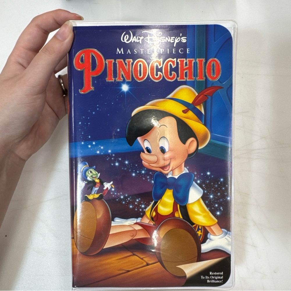 Pinocchio VHS Disney Video Tape Masterpiece Collection Animation VTG Clamshell